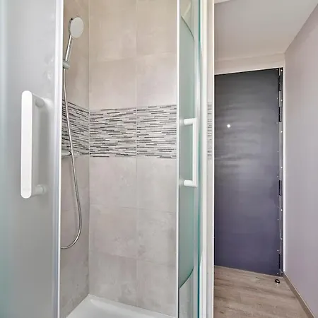 Welcome To Emma House * Chennevières-sur-Marne